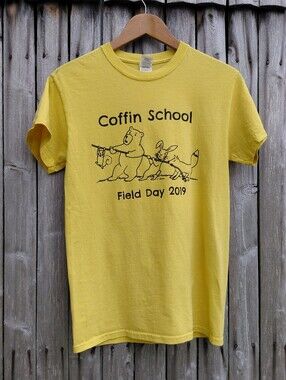 Coffin School #1 Field Day mustard yellow animal art graphic tshirt Womens S